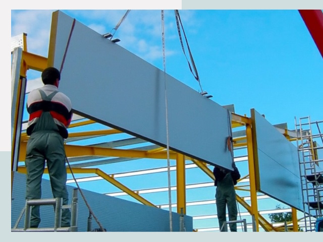 Монтаж сэндвич-панелей в Канске от 656 руб.